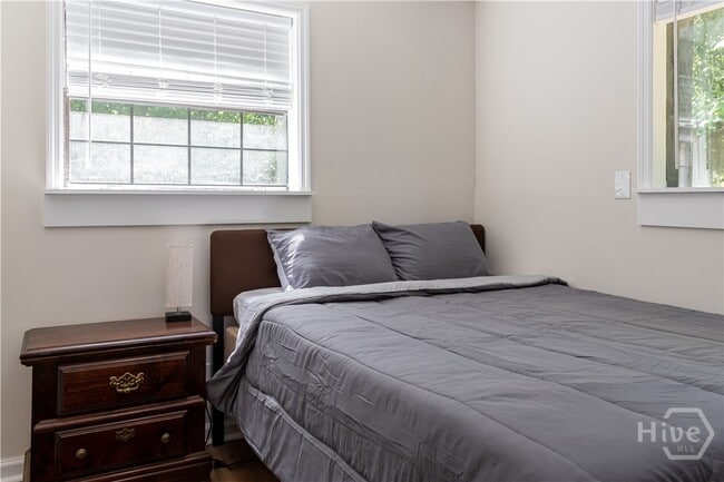 Building Photo - 217 Wesley St