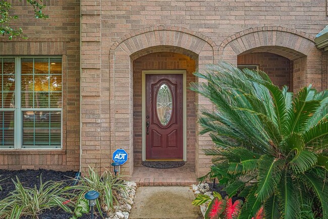 Building Photo - 3911 Fall Branch Dr