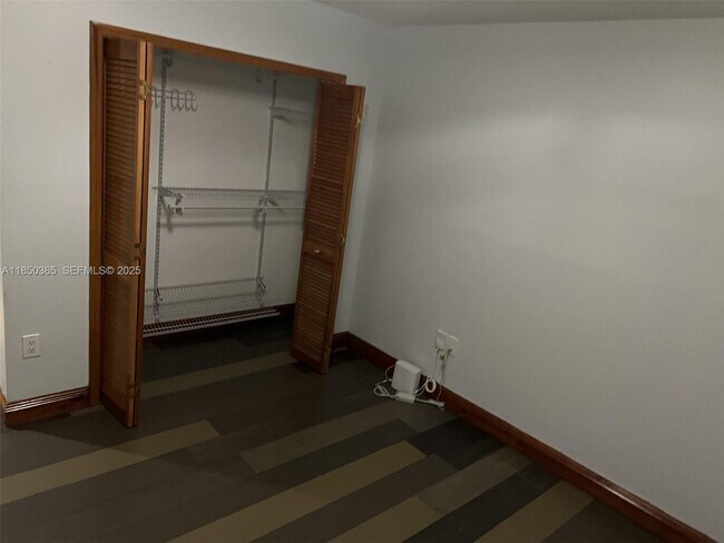 Building Photo - 5221 SW 154th Pl