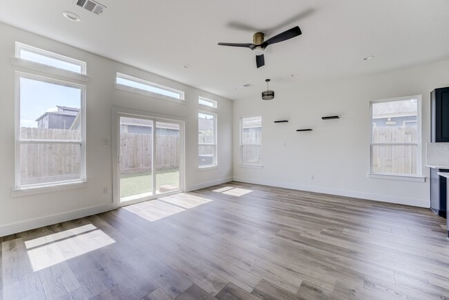 Building Photo - 7117 Tierwester St
