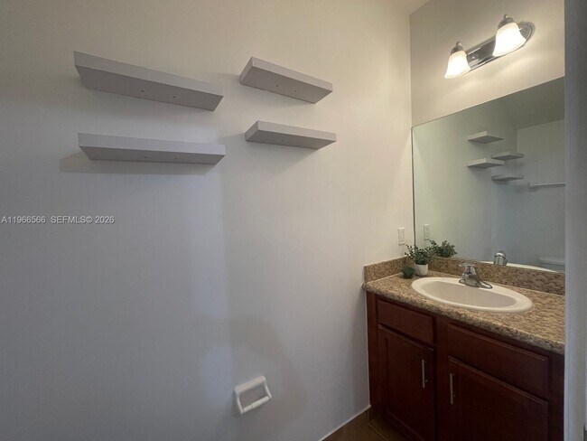 Building Photo - 6010 Woodlands Blvd