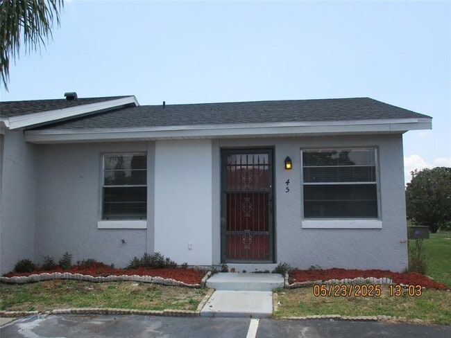 Primary Photo - 45 Lake Villa Way