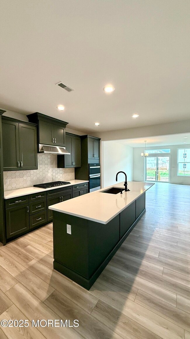Building Photo - 97 Mustang Dr