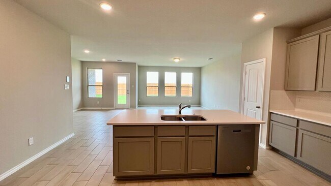 Building Photo - 953 Billups Dr