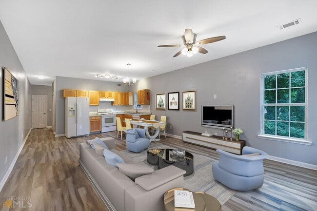 Building Photo - 528 Emily Pl NW