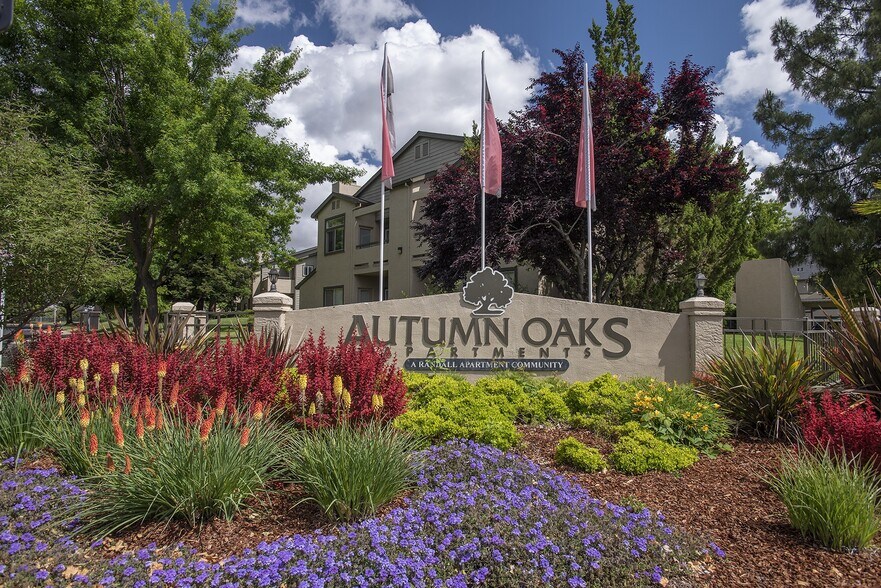 Autumn Oaks 1451 Kingswood Dr Roseville CA 95678 Apartment Finder