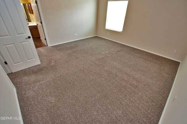 Building Photo - 6716 Red Canyon Sage Ln