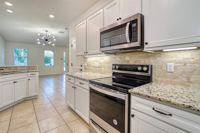 Building Photo - 5060 Eucalyptus Dr