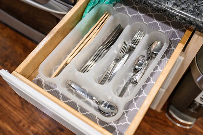 Building Photo - 1250 Stratford Ln