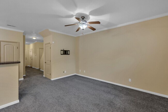 Building Photo - Welcome to Winstead Place!