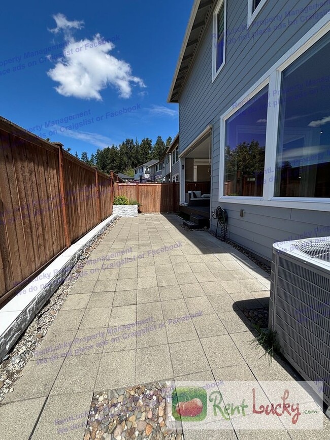 Building Photo - 2812 162nd Ave Ct E