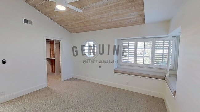 Building Photo - Beautiful Two-Level 5Bd 3.5Ba Home in Newport Beach