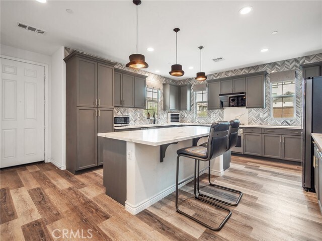 Building Photo - 12925 Waterlily Way