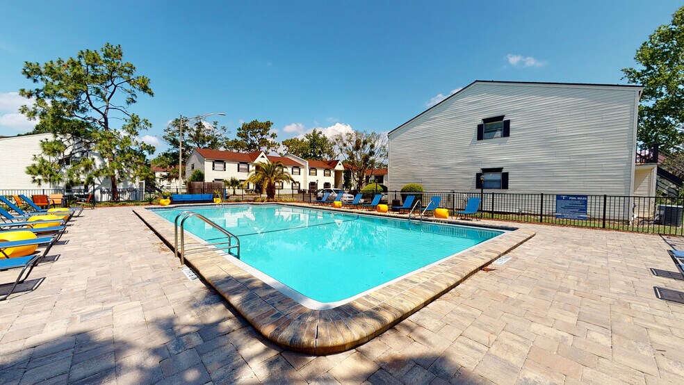 Topaz Gardens 7350 Blanding Blvd Jacksonville FL 32244 Apartment Finder