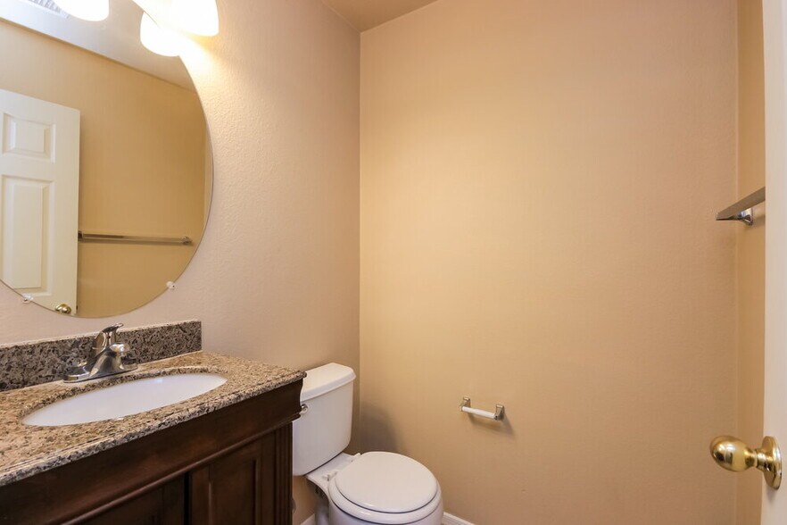 Building Photo - 11298 W Combine Dr