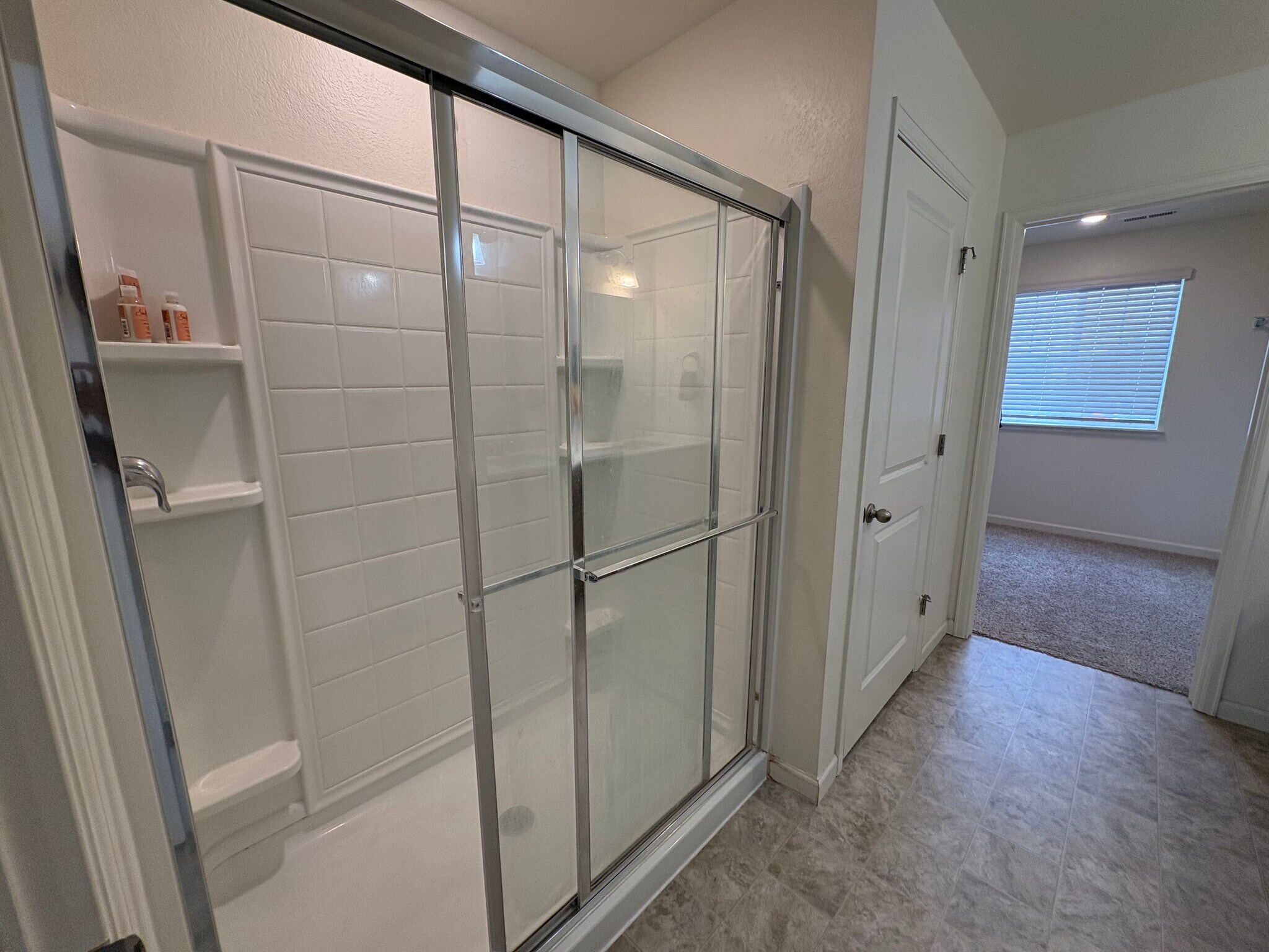 Building Photo - 10417 Castor Dr