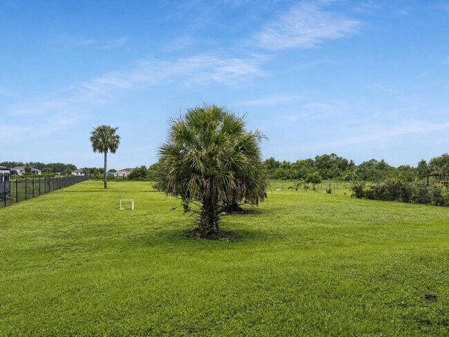 Building Photo - Modern 3-Bedroom Rental on 1.59 Acres in Golden Gate Estates