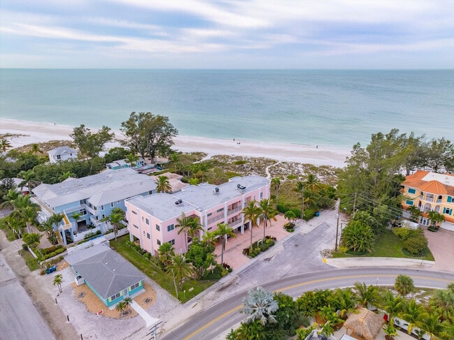 Building Photo - 3708 Gulf Dr