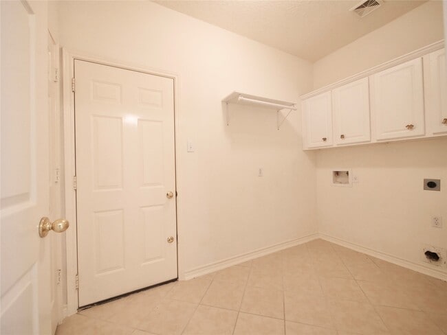 Building Photo - 419 Richmond Pl Dr