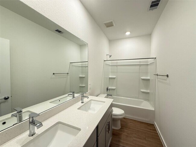 Building Photo - 5111 Visionary Dr