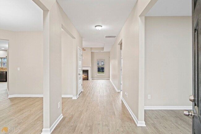 Building Photo - 85 Mary Jane Ln