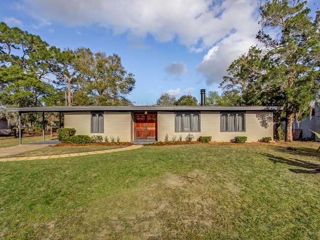 Building Photo - 8521 Howell Dr