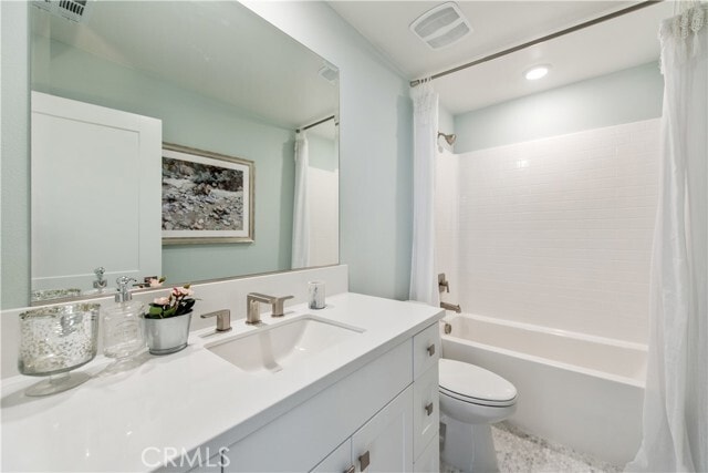 Building Photo - 551 Serrano Summit Dr