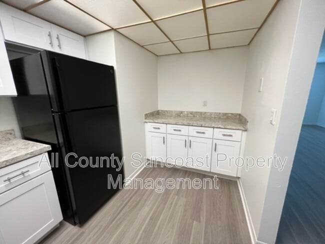 Building Photo - 1830 Dr M.L.K. Jr St N