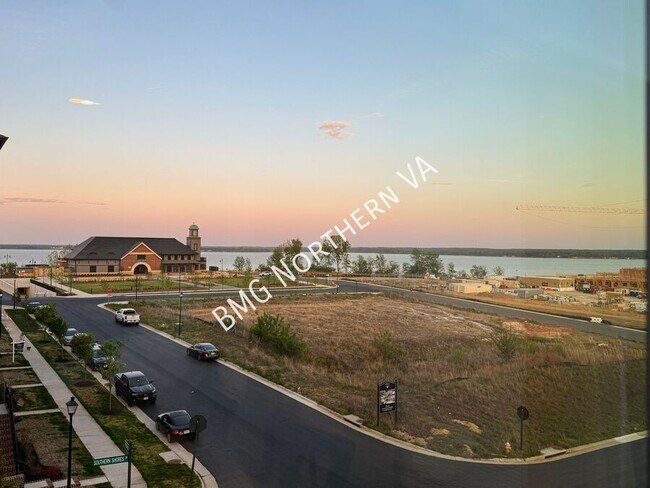 Building Photo - 1636 Kirkman St