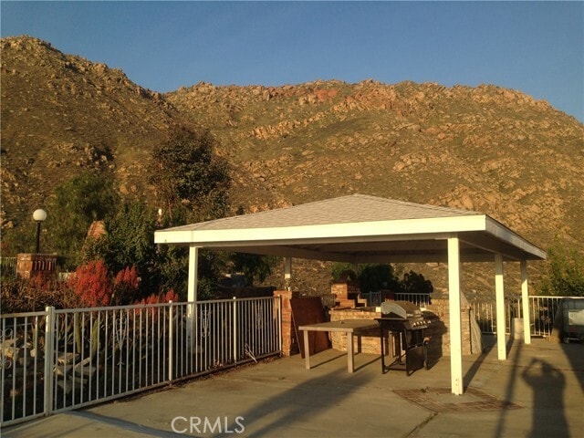 Building Photo - 20610 Hill Top Dr