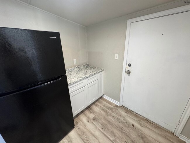 Building Photo - 1904 Grant St