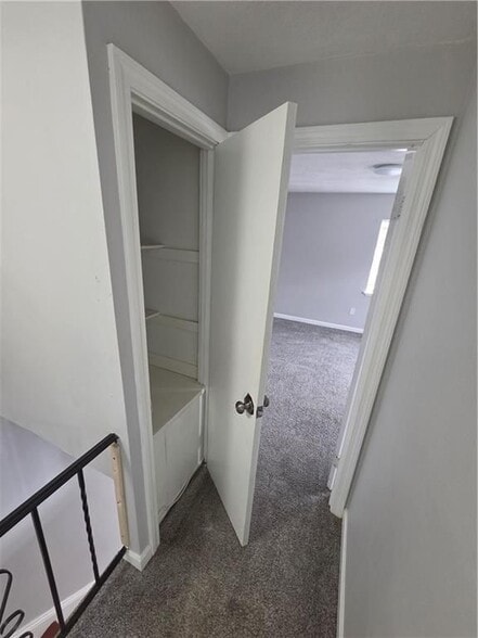 Building Photo - 15 Barrows St