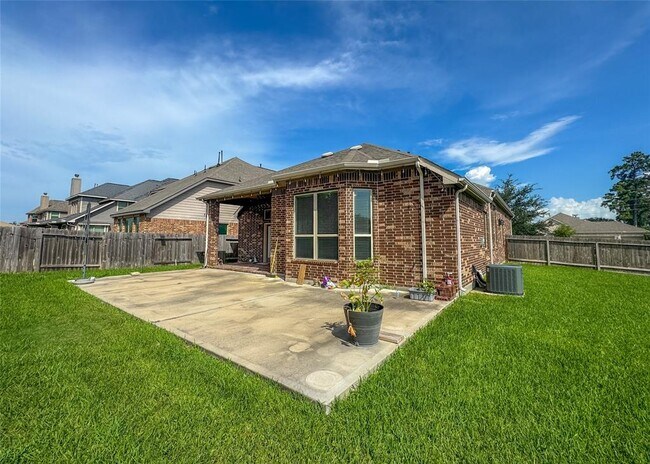 Building Photo - 4714 Western Brook Dr