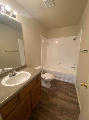 Building Photo - 20805 Trotters Ln