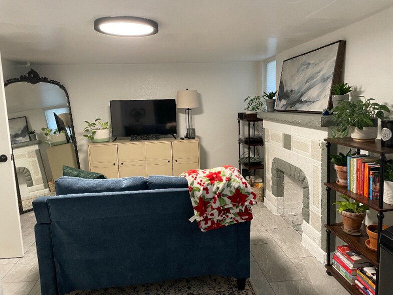 Building Photo - 1266 Lafayette St