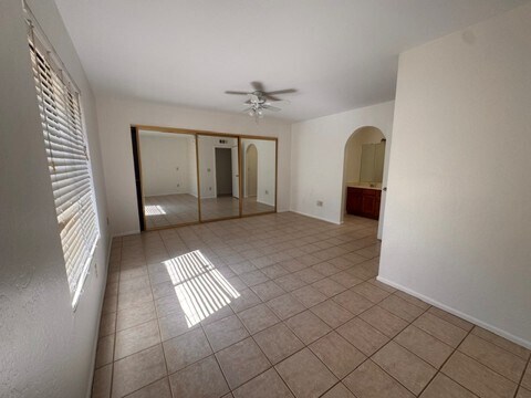 Building Photo - 16739 E Ashbrook Dr