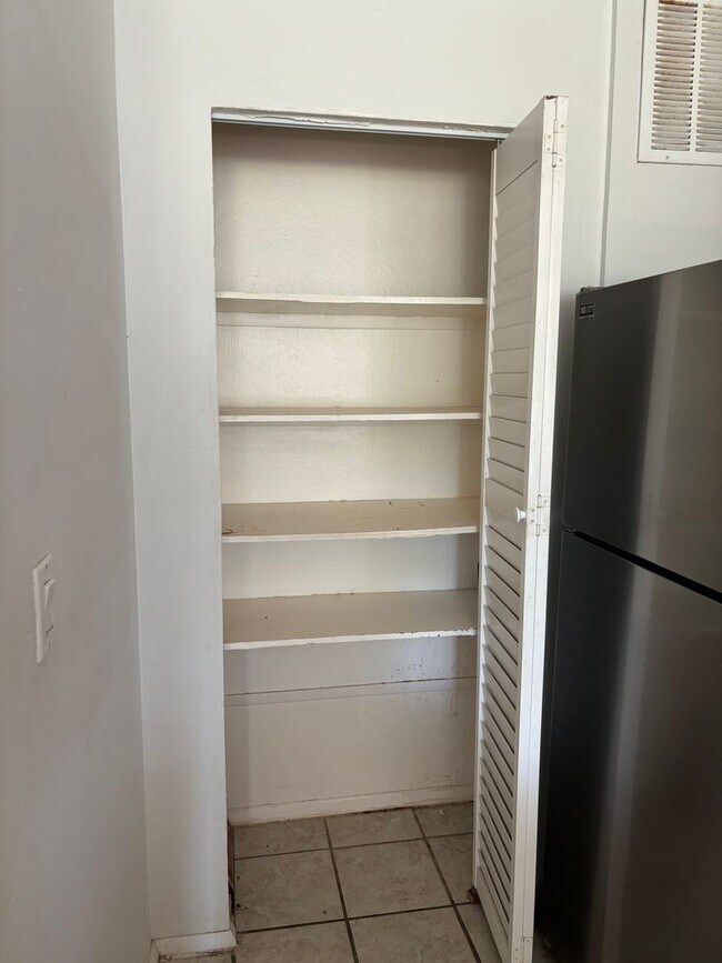 Building Photo - Harbor Lights D111 – Prime Kahului Rental ...