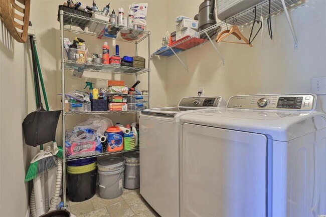 Building Photo - 5600 Plantersville Pl