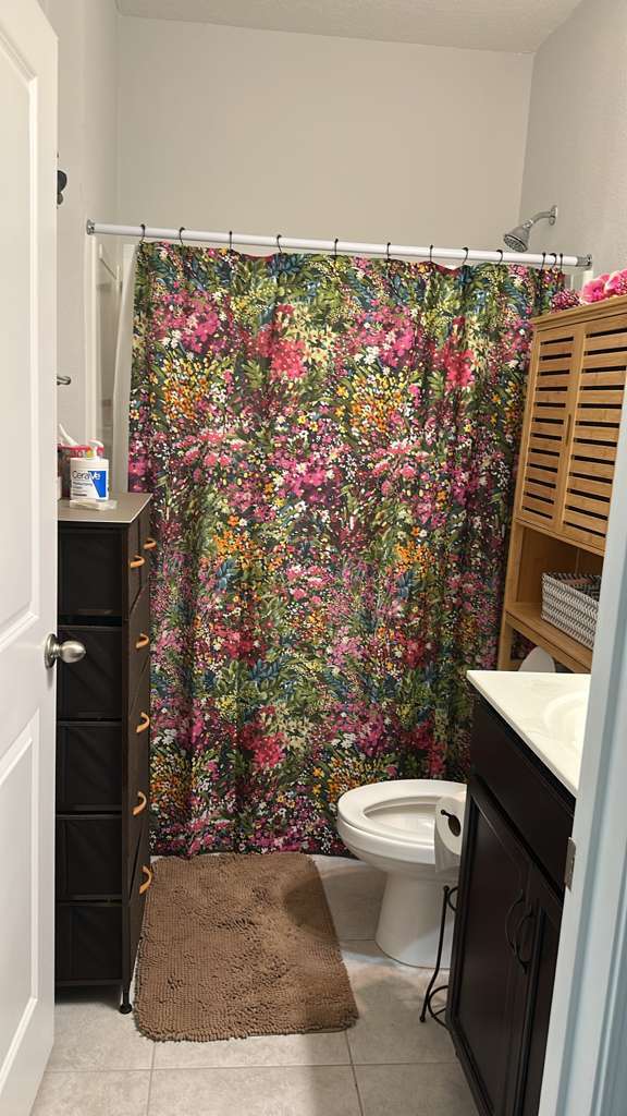 Building Photo - 226 Golden Fern Dr