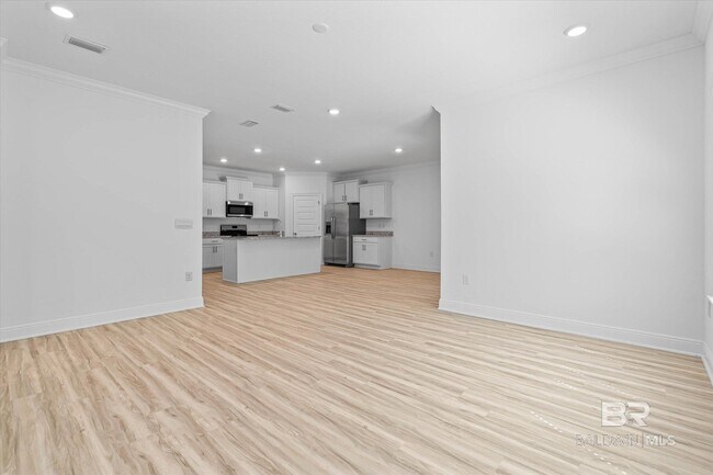Building Photo - 16114 Laurelbrooke Lp