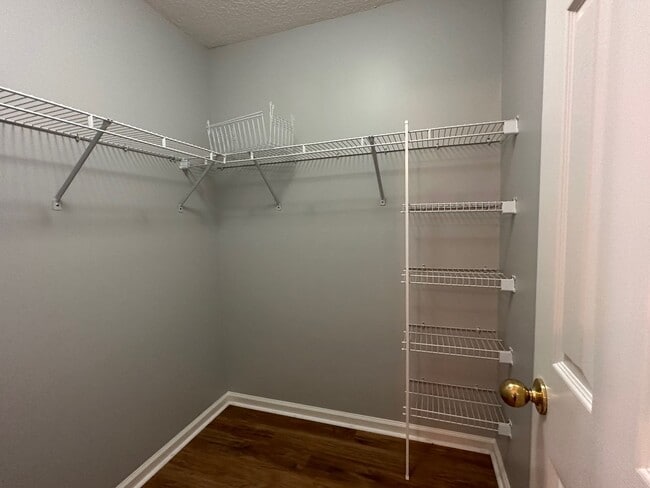 Building Photo - Located in the heart of Fernandina Beach!