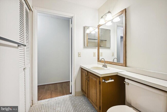 Building Photo - 1607 Aspen Dr
