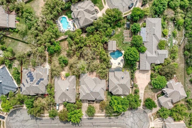 Building Photo - 8105 Endeavor Cir