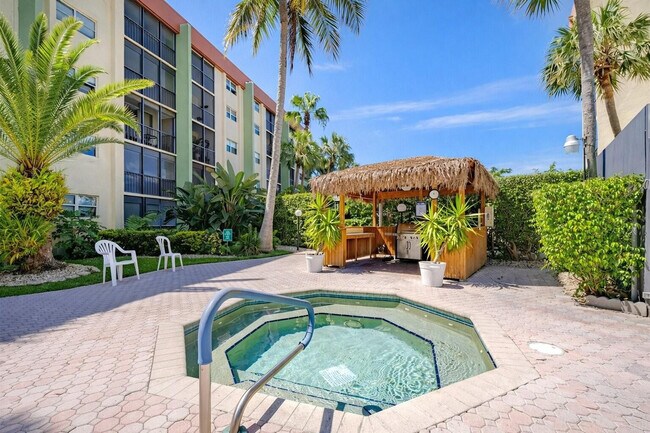 Building Photo - 5300 NE 24th Terrace