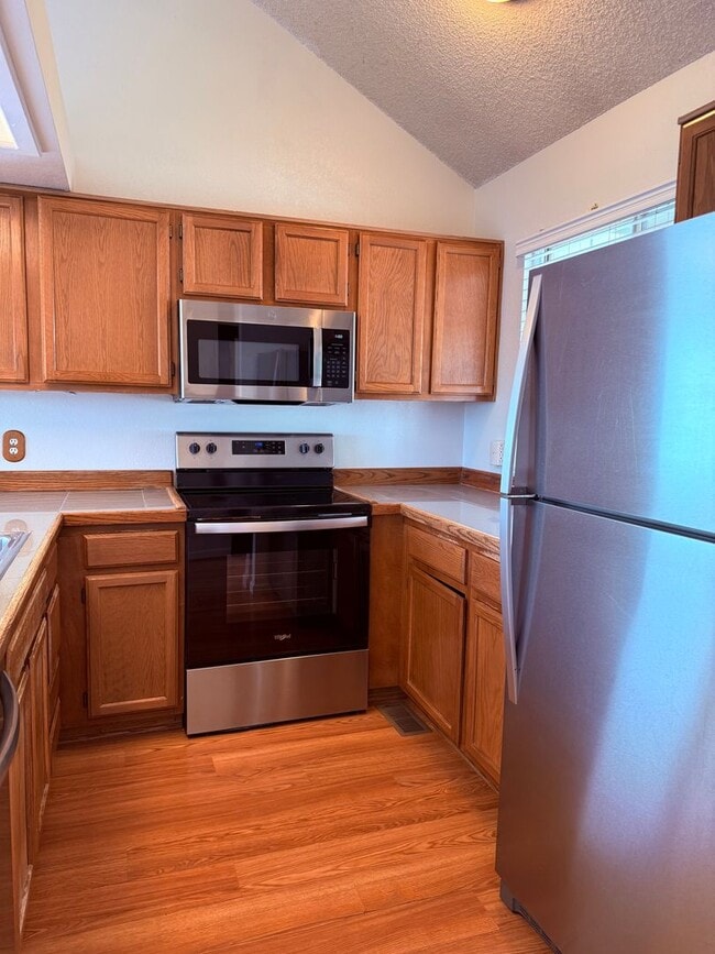 Building Photo - Fabulous 3br 2ba home in foothills of Golden