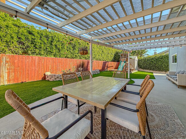 Building Photo - 2561 Heywood St