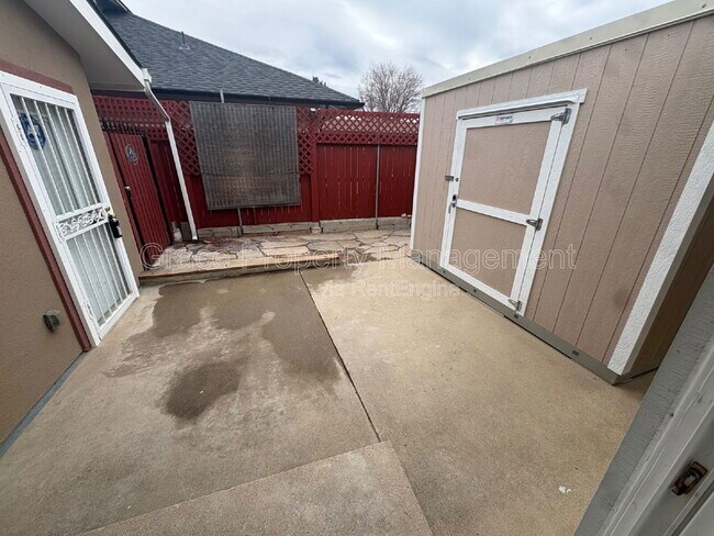 Building Photo - 310 S 2nd Ave