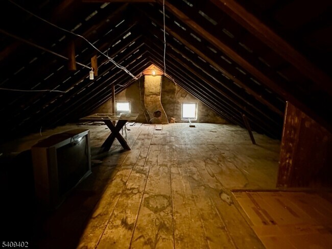 Building Photo - 336 Greenwich St