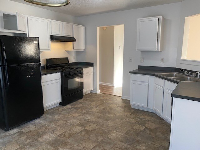 Building Photo - 5279 High Tide Ct