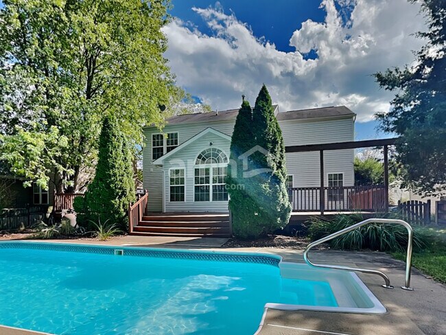 Building Photo - 1425 Windstar Ct